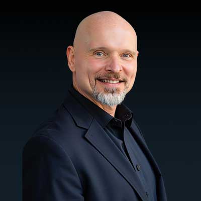 Scott Lockhart headshot
